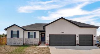 2141 North Jamestown Street, Ozark, MO 65721