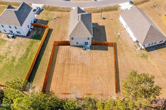 107 Delray Court, Sneads Ferry, NC 28460