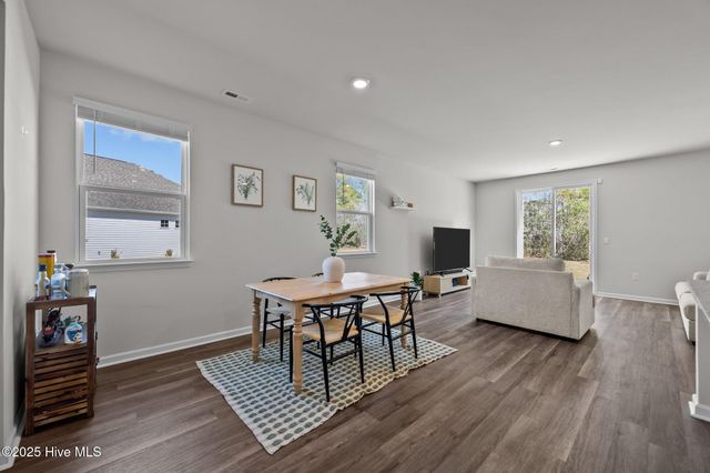 107 Delray Court, Sneads Ferry, NC 28460