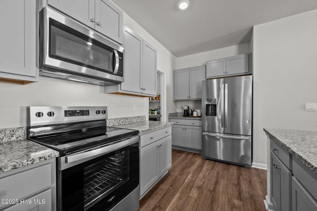 107 Delray Court, Sneads Ferry, NC 28460