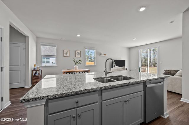 107 Delray Court, Sneads Ferry, NC 28460