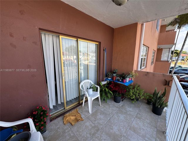 6850 W 16th Dr 211, Hialeah, FL 33014