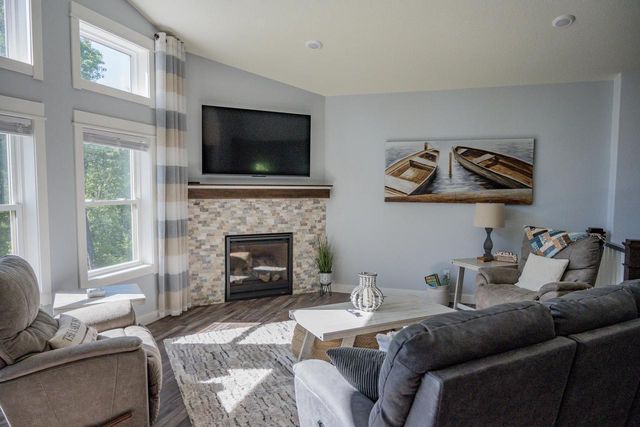 N9310 22nd Avenue, Necedah, WI 54646