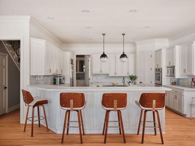 5304 Maryanna DR, Austin, TX 78746