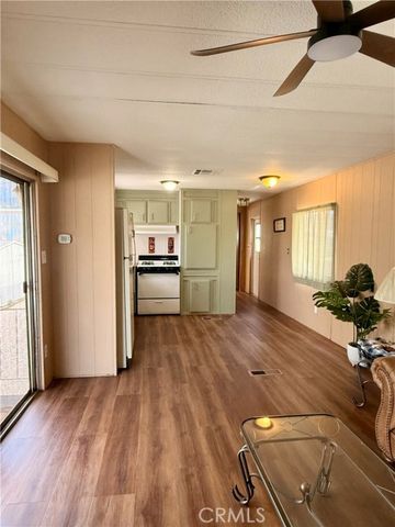 12582 2nd, Yucaipa, CA 92399