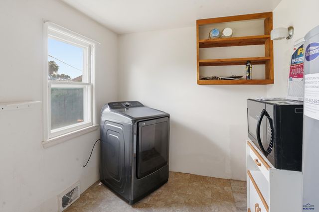 1002 HAINES AVE, Rapid City, SD 57701
