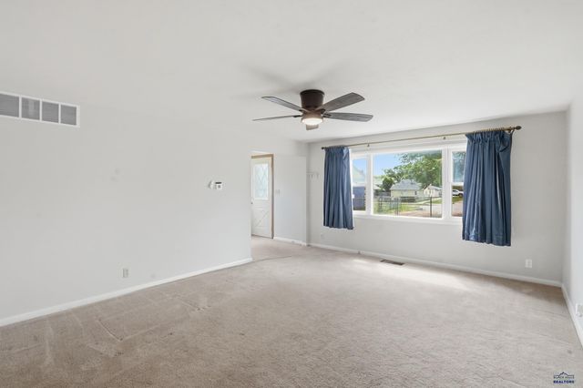 1002 HAINES AVE, Rapid City, SD 57701