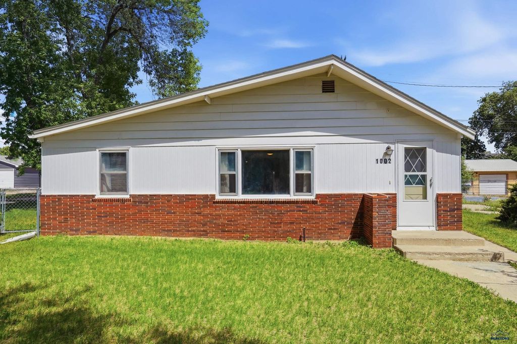 1002 HAINES AVE, Rapid City, SD 57701