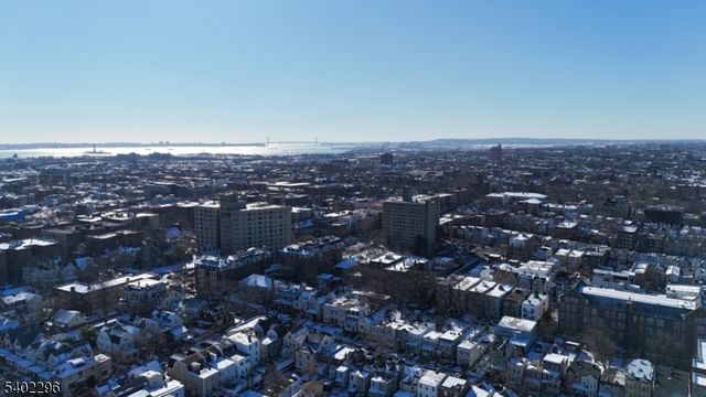 149 Glenwood Avenue, Jersey City, NJ 07306