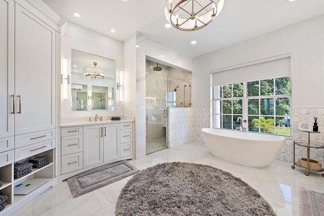 18137 Palm Point Drive, Jupiter, FL 33458