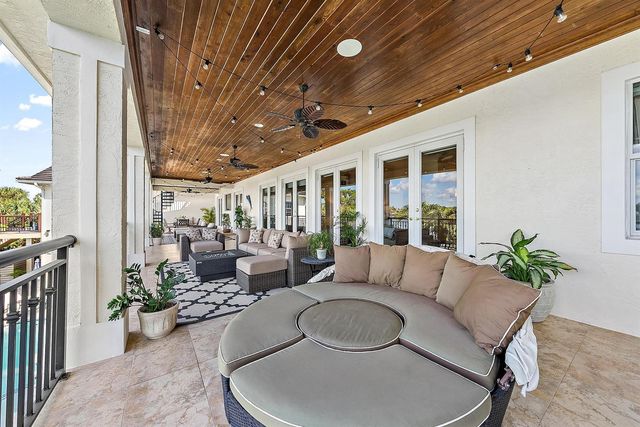 18137 Palm Point Drive, Jupiter, FL 33458