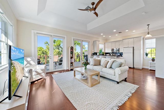 18137 Palm Point Drive, Jupiter, FL 33458