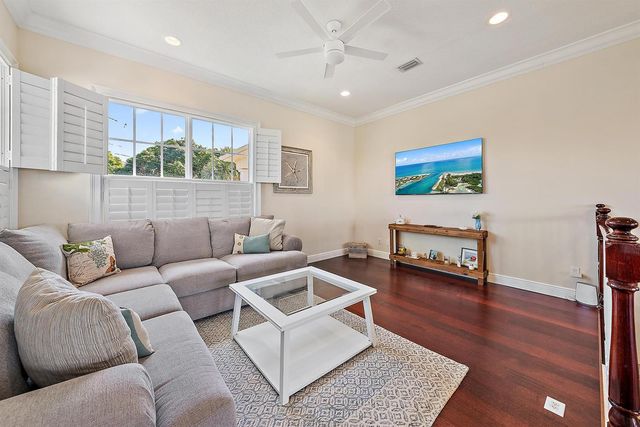 18137 Palm Point Drive, Jupiter, FL 33458