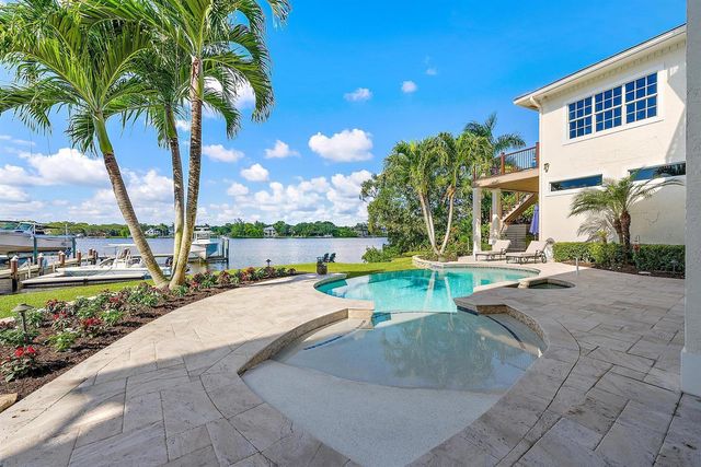 18137 Palm Point Drive, Jupiter, FL 33458