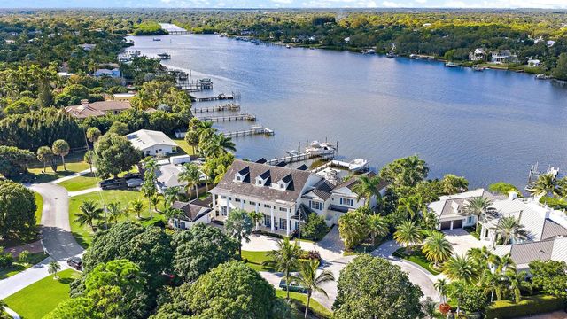 18137 Palm Point Drive, Jupiter, FL 33458