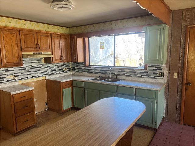 380 Madison 6518, Huntsville, AR 72740