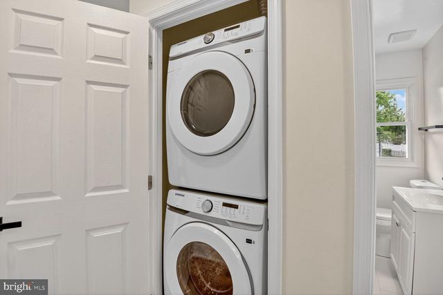 2211 VERMONT AVE, Landover, MD 20785