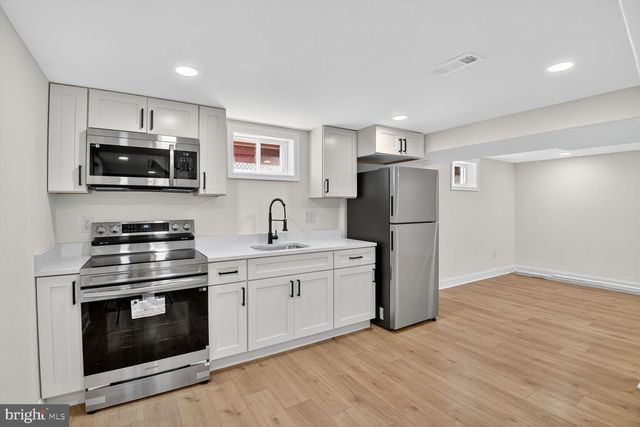 2211 VERMONT AVE, Landover, MD 20785