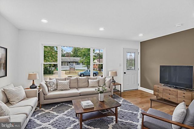 2211 VERMONT AVE, Landover, MD 20785