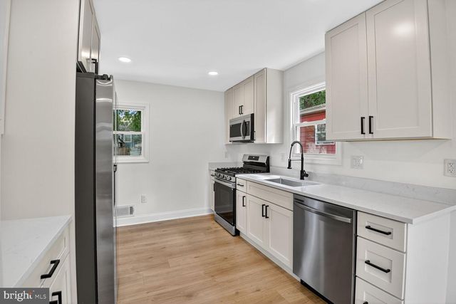 2211 VERMONT AVE, Landover, MD 20785