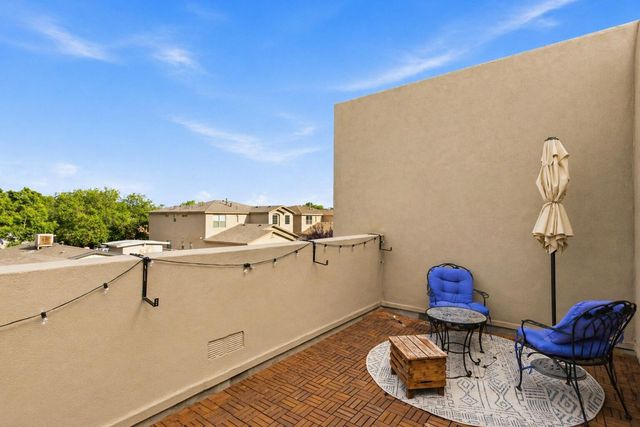 512 Twilight Vista Lane SW, Albuquerque, NM 87105