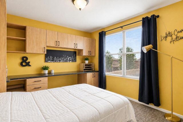 512 Twilight Vista Lane SW, Albuquerque, NM 87105