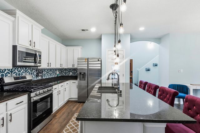 512 Twilight Vista Lane SW, Albuquerque, NM 87105