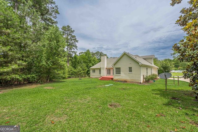 155 Noble Forest Drive, Fayetteville, GA 30215