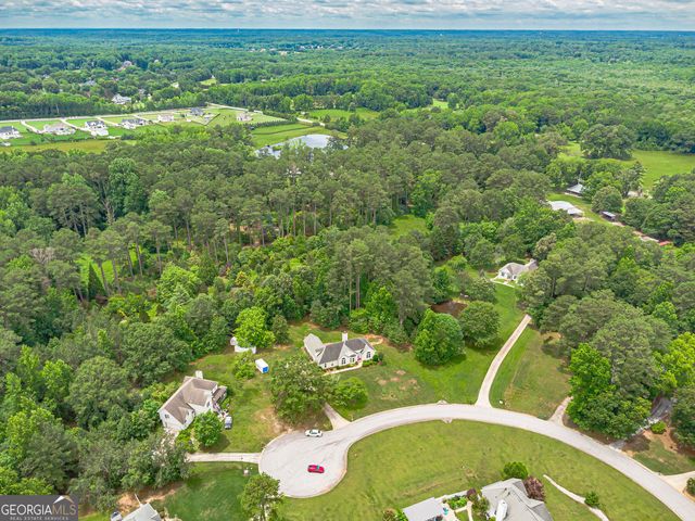 155 Noble Forest Drive, Fayetteville, GA 30215