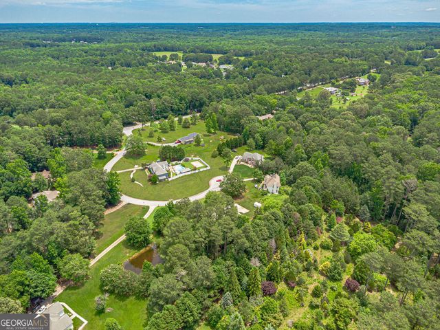 155 Noble Forest Drive, Fayetteville, GA 30215