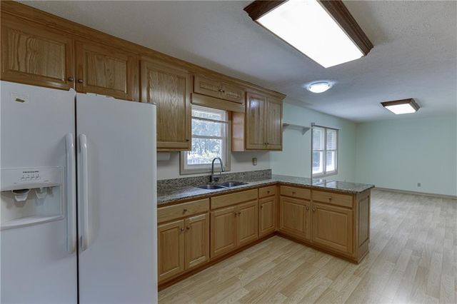 398 Lockridge Lane, Lawrenceville, GA 30046