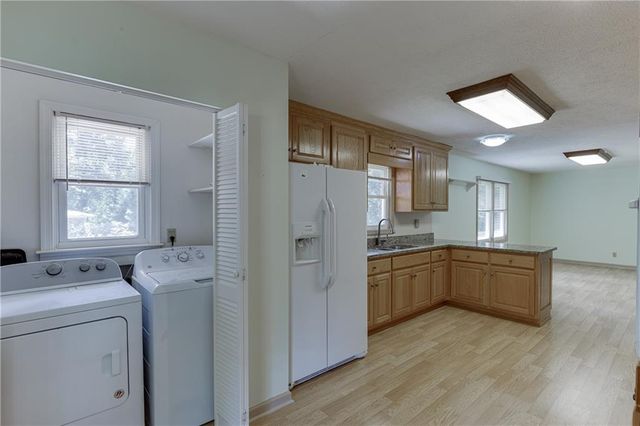 398 Lockridge Lane, Lawrenceville, GA 30046