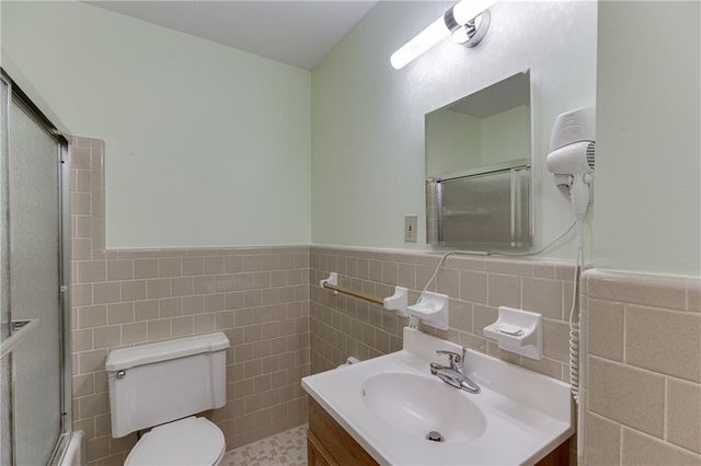 398 Lockridge Lane, Lawrenceville, GA 30046