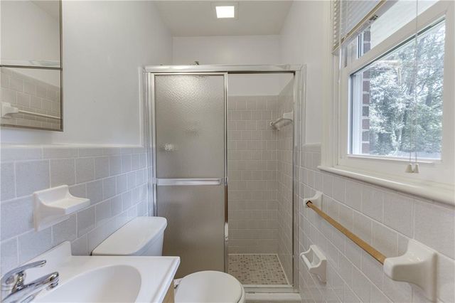 398 Lockridge Lane, Lawrenceville, GA 30046