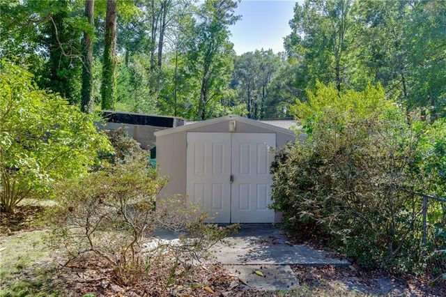 398 Lockridge Lane, Lawrenceville, GA 30046