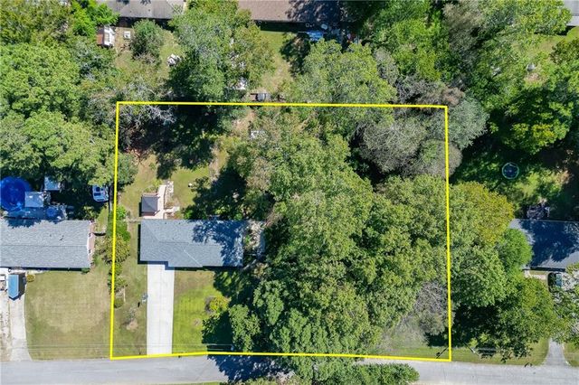 398 Lockridge Lane, Lawrenceville, GA 30046