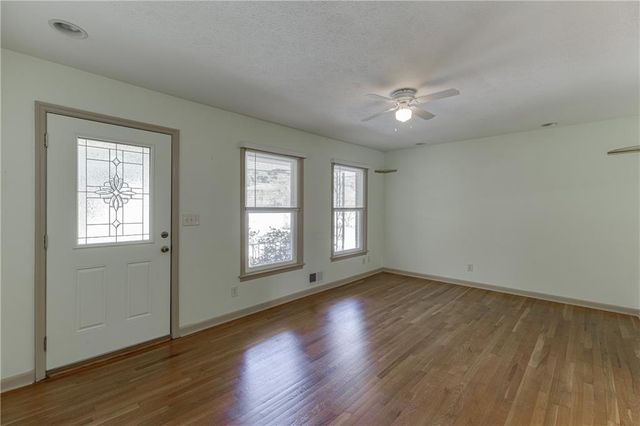 398 Lockridge Lane, Lawrenceville, GA 30046