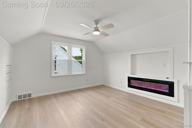 1714 Harwood Avenue, Royal Oak, MI 48067