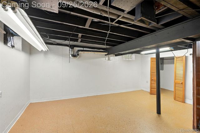 1714 Harwood Avenue, Royal Oak, MI 48067