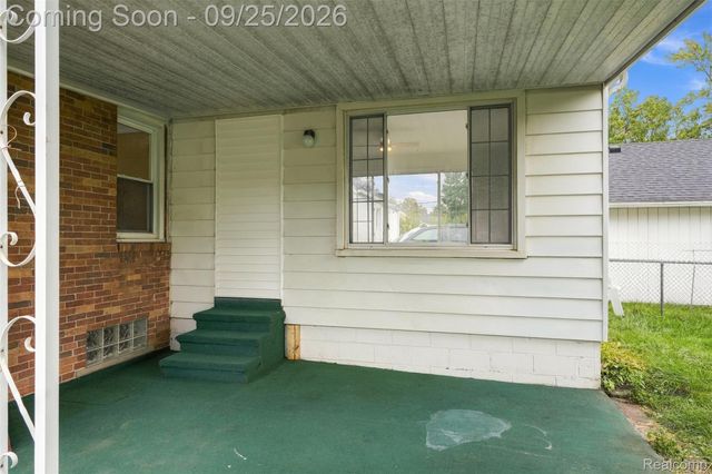 1714 Harwood Avenue, Royal Oak, MI 48067