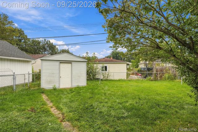 1714 Harwood Avenue, Royal Oak, MI 48067