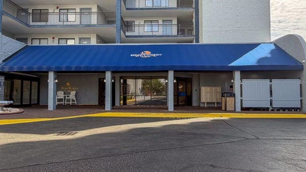 2001 Ocean Blvd. S, Myrtle Beach, SC 29577 — exterior