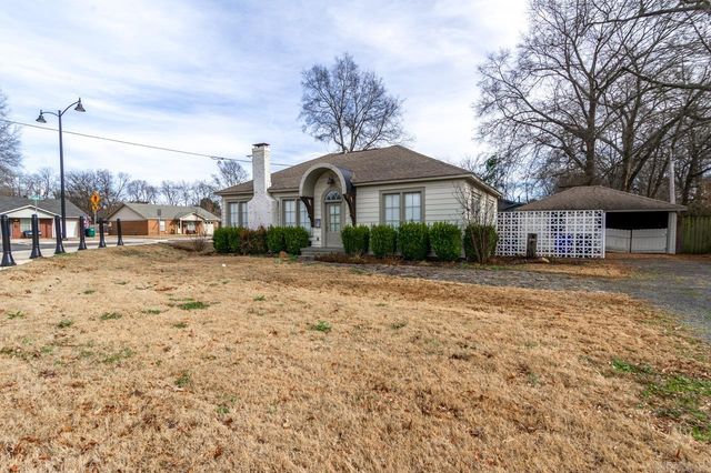 846 Donaghey, Conway, AR 72034