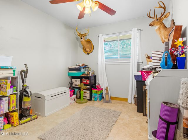 2606 Hickman Avenue, Picayune, MS 39466