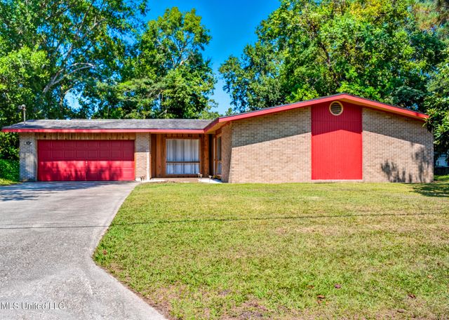 2606 Hickman Avenue, Picayune, MS 39466
