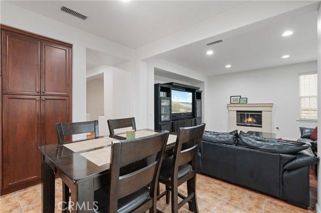 26821 Peppertree Drive, Valencia (santa Clarita), CA 91381