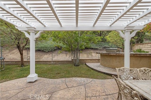 26821 Peppertree Drive, Valencia (santa Clarita), CA 91381