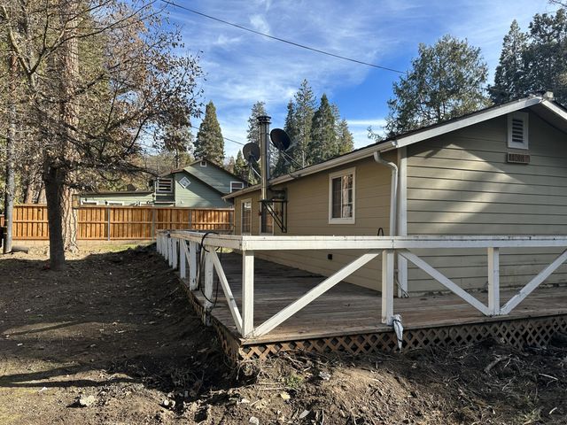 44068 Pine Flat Drive, California Hot Springs, CA 93207