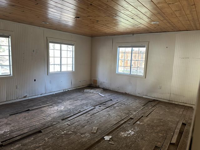 44068 Pine Flat Drive, California Hot Springs, CA 93207