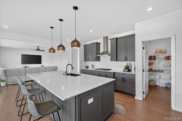 20983 Calabrese Drive, Lyon Charter Township, MI 48178